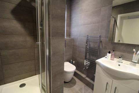 52 Browning Avenue, Worcester Park, KT4 8AX