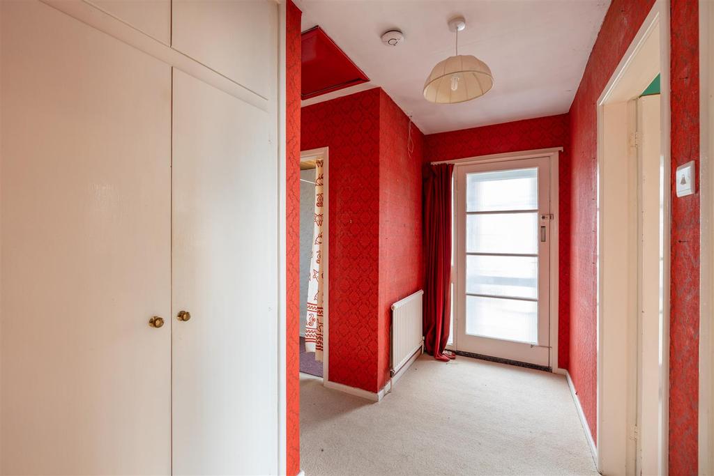 Hall,29u.jpg