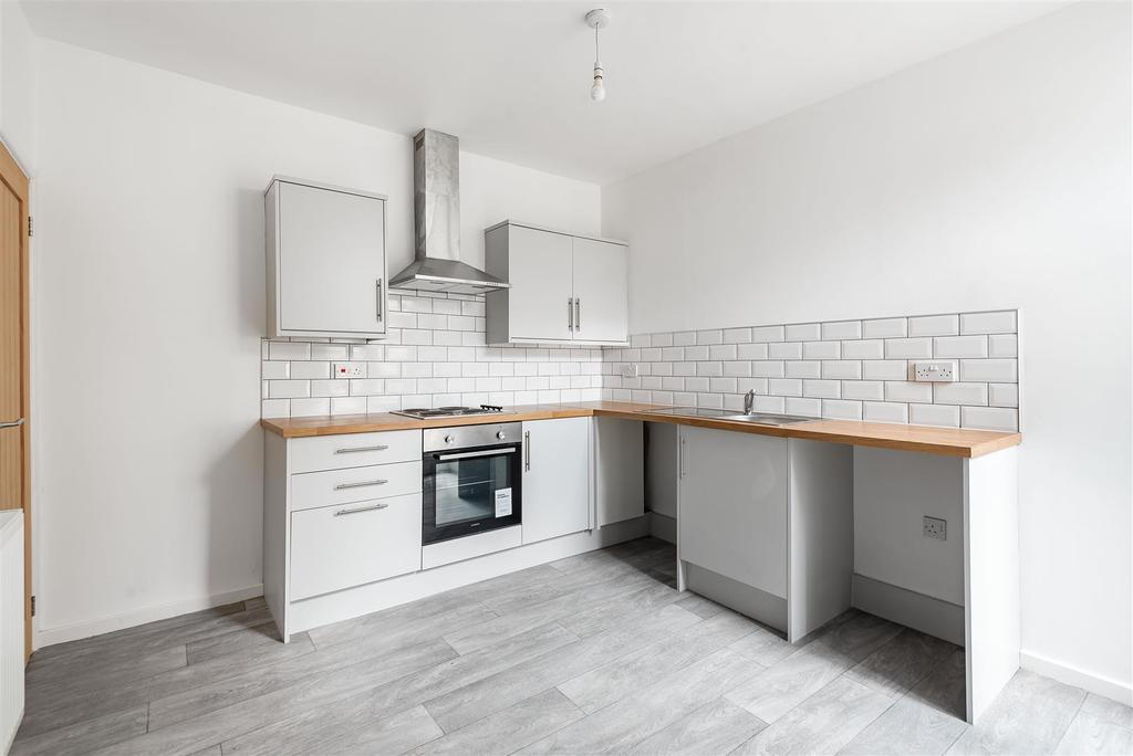 Eaton Road, Brynhyfryd, Swansea 3 bed semidetached house £125,000