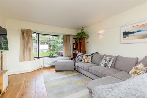 23 Bramble Rise, Brighton, BN1 5GE