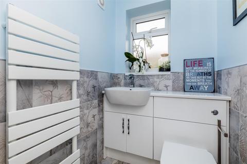 23 Bramble Rise, Brighton, BN1 5GE