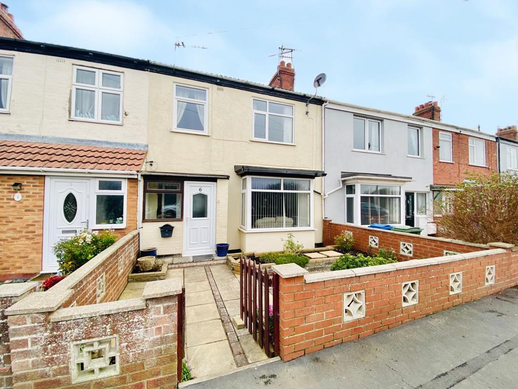 Pioneer Terrace, Cliff Road, Hornsea 3 bed house £150,000