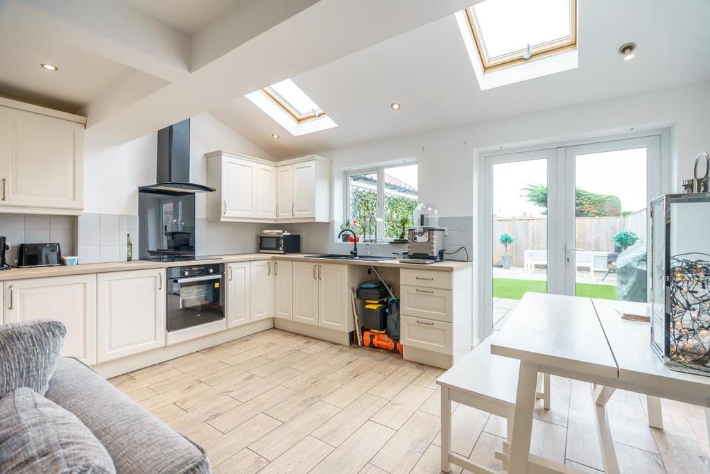 Anthea Drive, Huntington, York 3 bed semidetached house £325,000