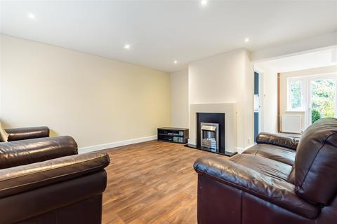 14 Bridle Drive, Clapham, Bedford, MK41 6BB