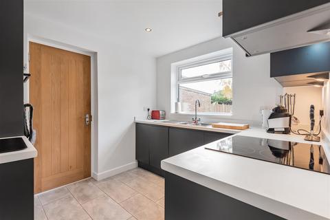 14 Bridle Drive, Clapham, Bedford, MK41 6BB