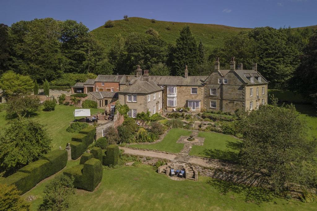 Douthwaite Hall