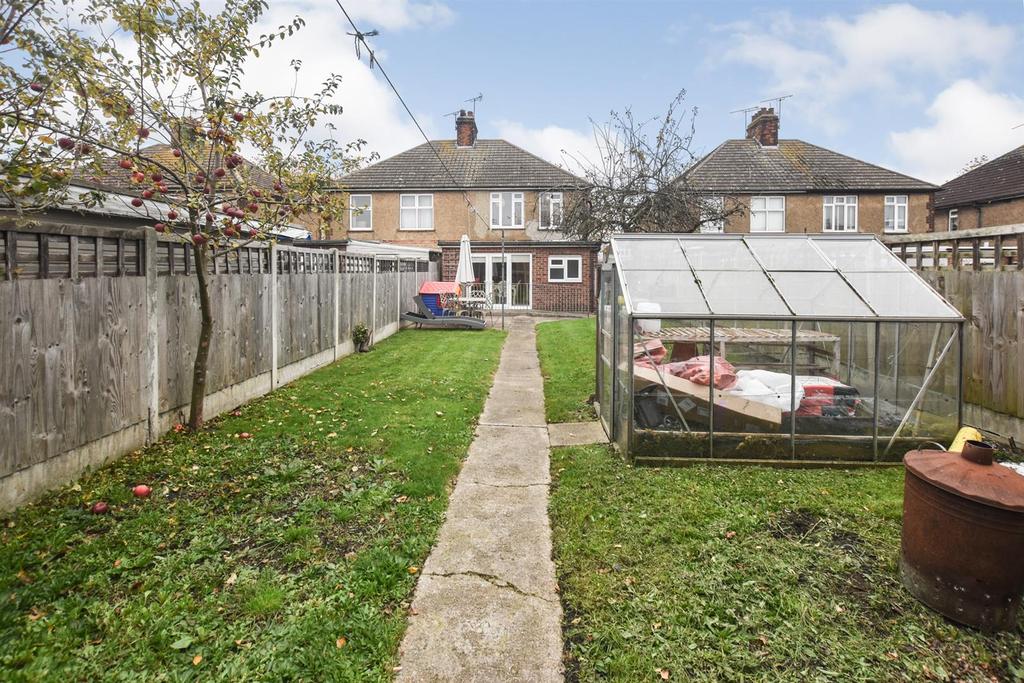 Mundon Road, Maldon 3 bed semidetached house £340,000
