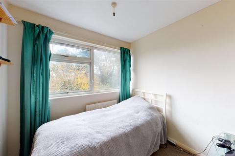 35 Copinger Close, Canterbury, CT2 7DJ