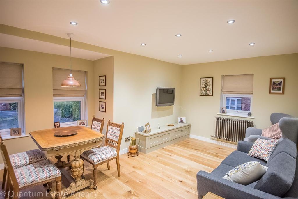 St Peters Court, St Peters Grove, York 2 bed apartment £295,000