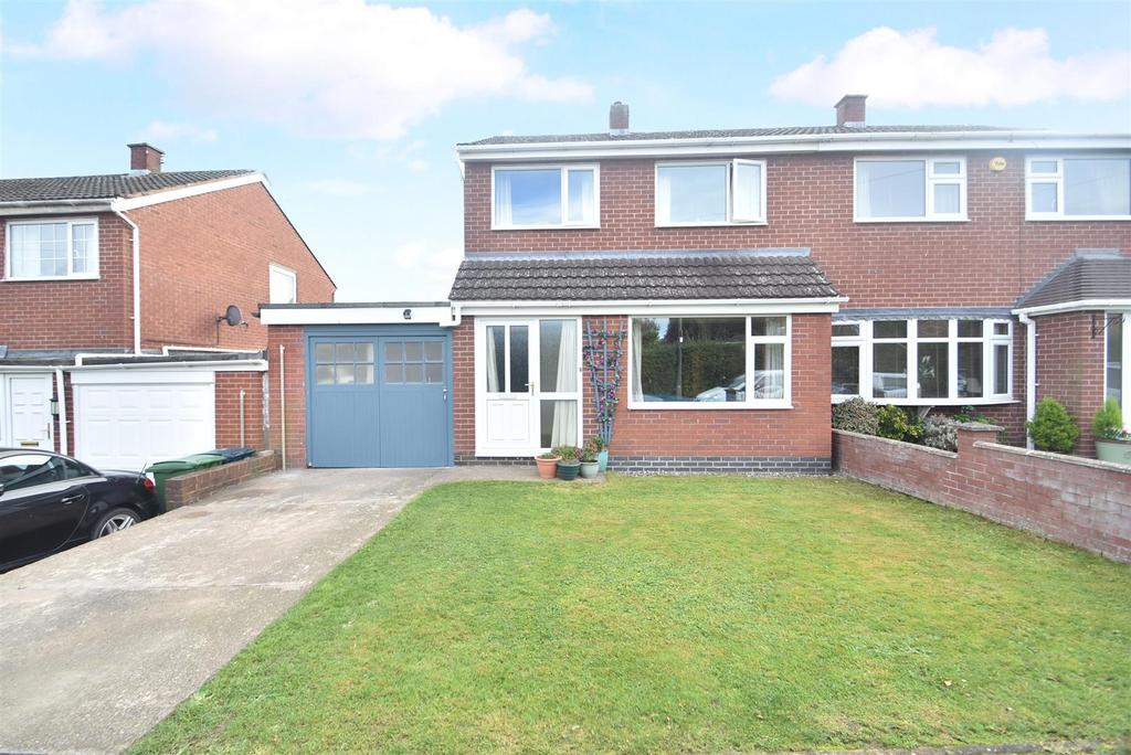6 Poplar Crescent, Bayston Hill, Shrewsbury SY3 0QB 3 bed semidetached