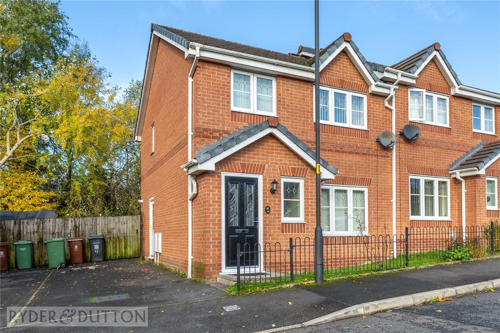 Dearnalay Way, Oldham, OL9 3 bed semidetached house £185,000