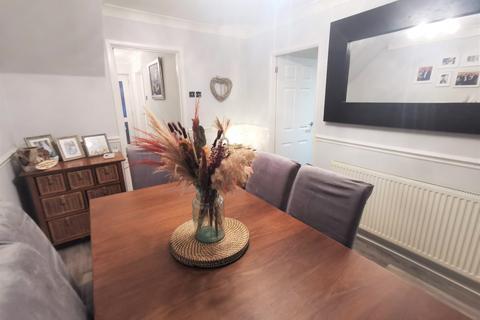 72 Canberra Road, Leyland, PR25 3ET