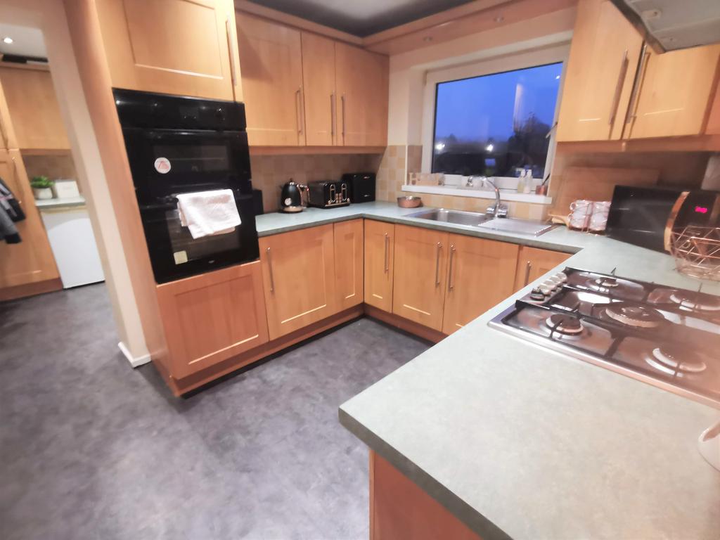 Fitted Kitchen