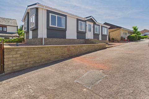 2 bedroom park home for sale, 17 Lea Villa Residential Park, Lea, Ross-on-Wye