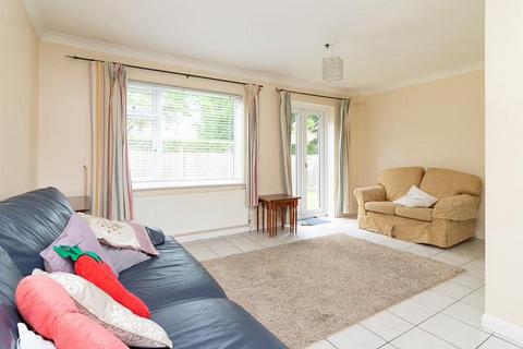 4 bedroom semi-detached house to rent, Whitehall Road, Canterbury