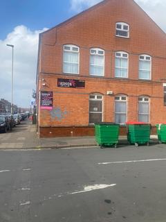 Property to rent - St. Saviours Road, Leicester LE5