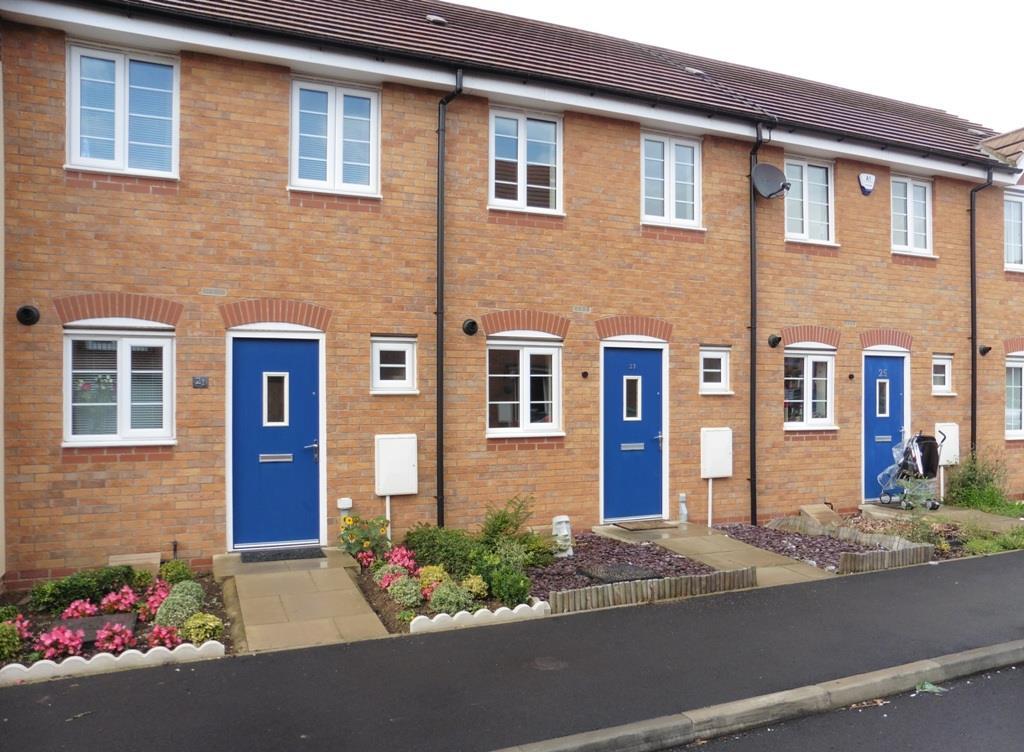 Hathersage Close, Grantham 2 bed terraced house £650 pcm (£150 pw)