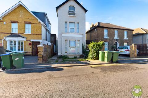 64 Lion Road, Bexleyheath, DA6 8PF