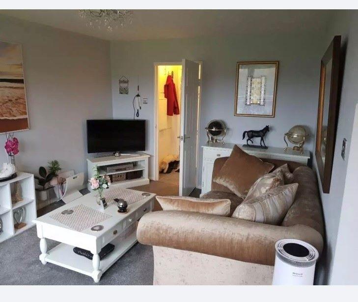 Flat 58 Camberley, Beaconview Road... 2 bed apartment £39,000