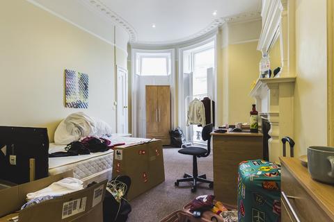 4 bedroom maisonette to rent - Brunswick Place, Hove BN3