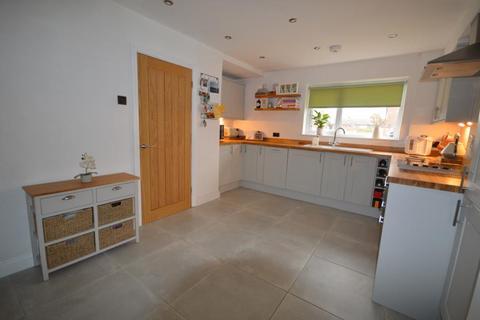 44 Wrekin View, Wrockwardine, Telford, TF6 5DL