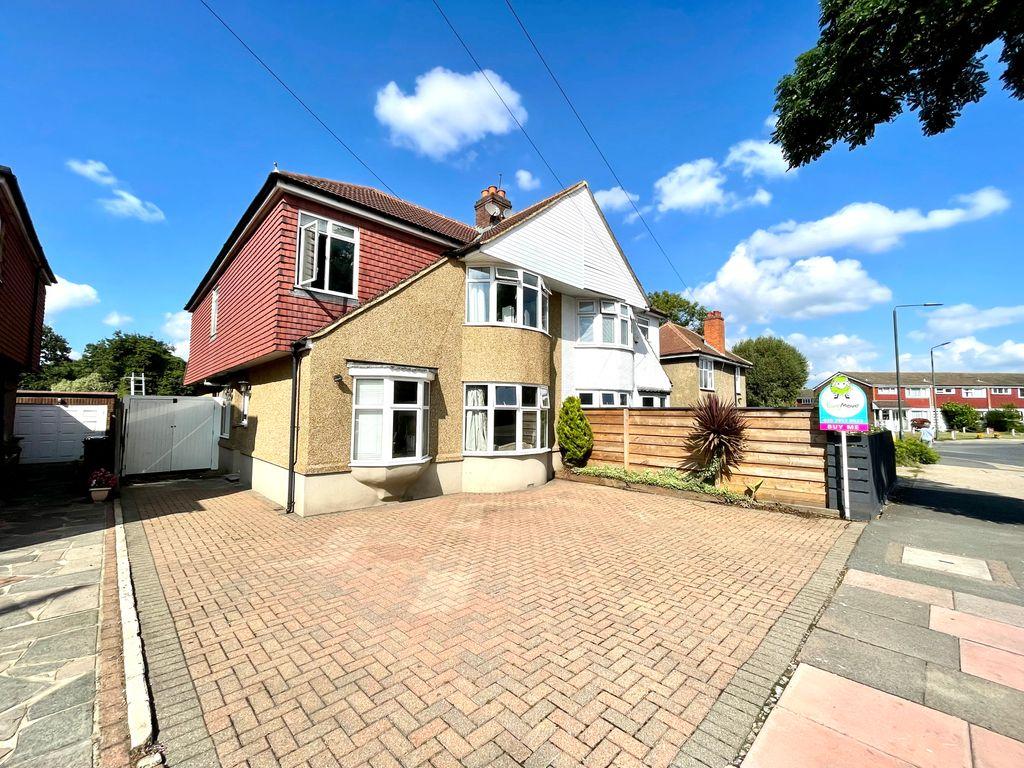 Hurst Road, Sidcup DA15 9AL 4 bed semidetached house £700,000