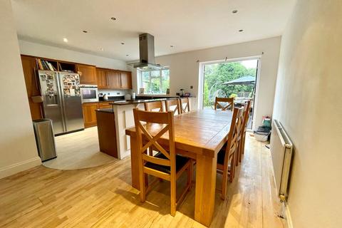 251 Hurst Road, Sidcup, DA15 9AL