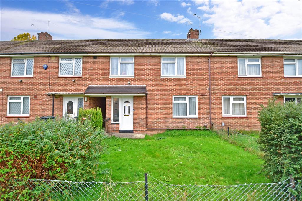 Winterslow Drive, Leigh Park, Havant... 3 bed terraced house £250,000