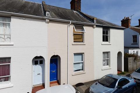 3 bedroom semi-detached house to rent, York Road, Canterbury