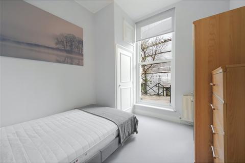 2 bedroom flat to rent, Collingham Place, South Kensington, London