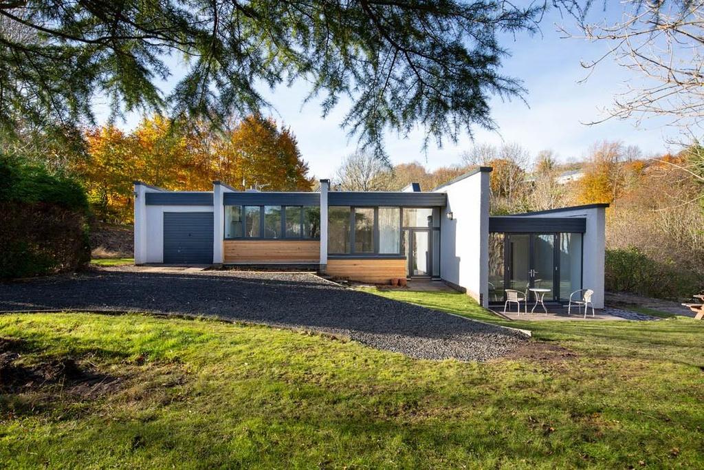 Castlegate, Jedburgh, Scottish... 3 bed detached house - £310,000