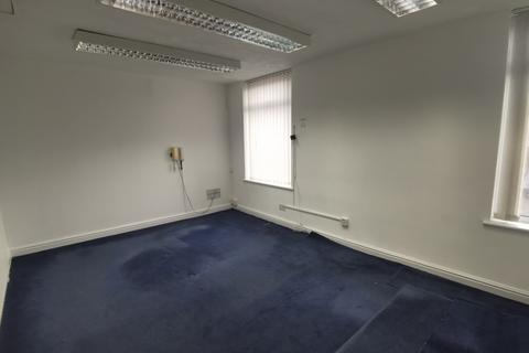 Office to rent, Bury Old Road, Whitefield, M45 6TQ