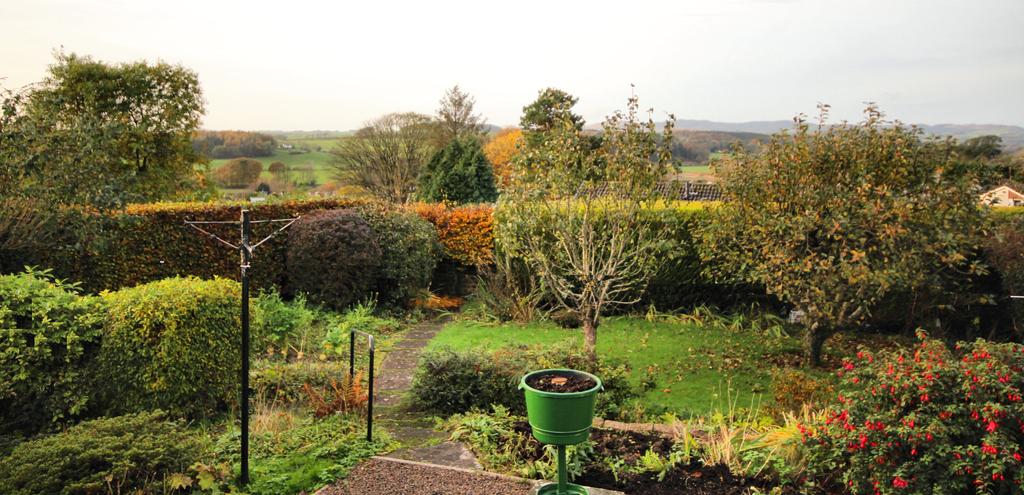 7 Fergus Road, Kirkcudbright - Williamson and Henr