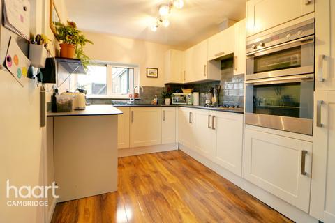 156 Nuns Way, Cambridge, CB4 2NS