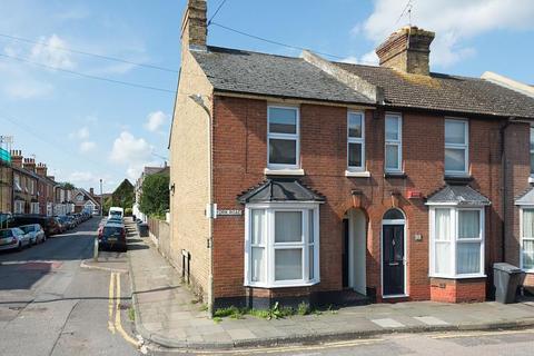 4 bedroom semi-detached house to rent - York Road, canterbury