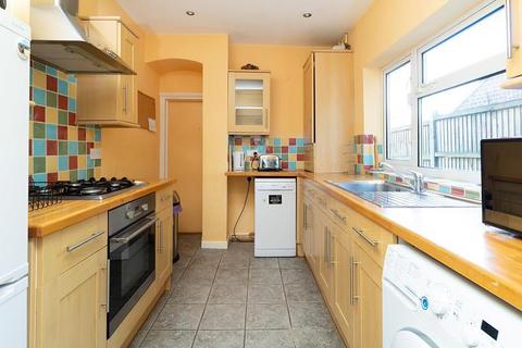 3 bedroom semi-detached house to rent, Lansdown Road, Canterbury