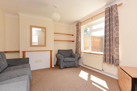 3 bedroom terraced house to rent - Montfort Close, Canterbury
