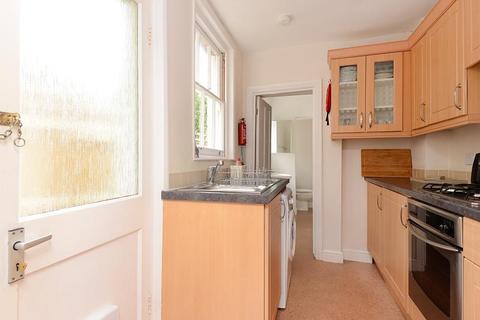 4 bedroom semi-detached house to rent - St Pauls Terrace, Canterbury