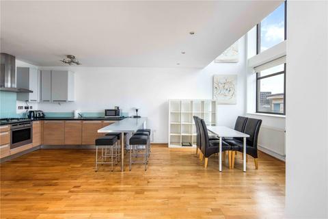 2 bedroom flat to rent, Crown Place Apartments, 20 Varcoe Road, London, SE16