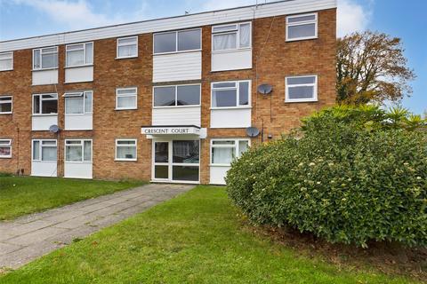 1 bedroom apartment to rent, Crescent Court, Richmond Road, Staines-upon-Thames, Surrey, TW18