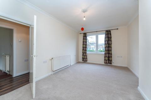 23 Loganlea Drive, Edinburgh, EH7 6LS