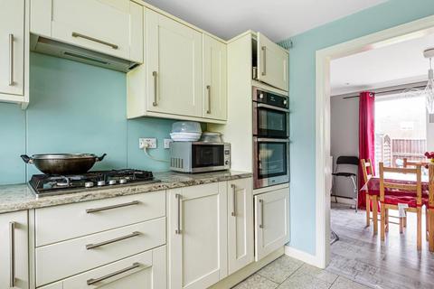 3 Ashbourne, Bracknell, RG12 8SG