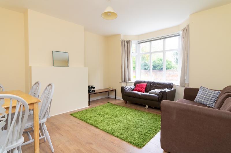 Whitehall Road, Canterbury 3 bed semidetached house £1,350 pcm (£312 pw)