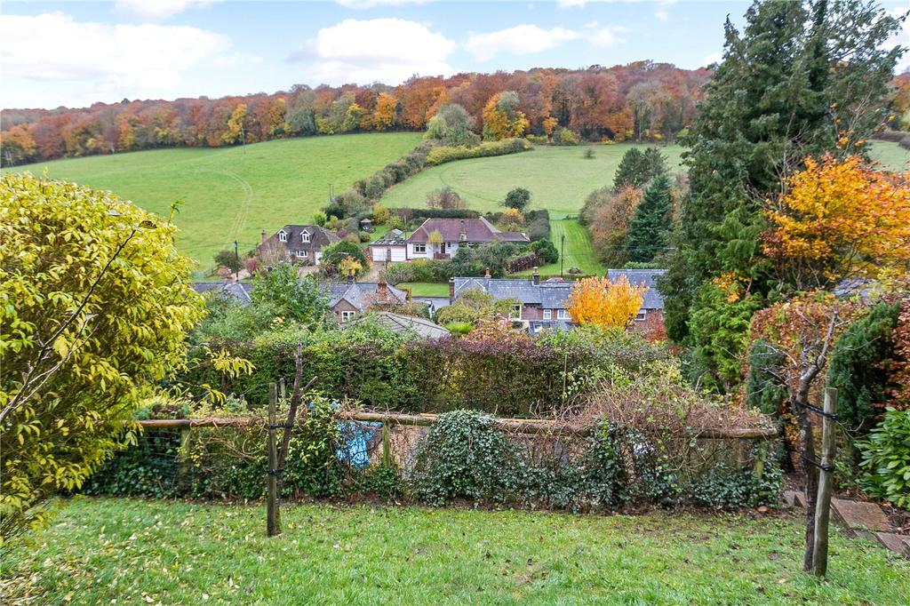Bryants Bottom, Great Missenden... 3 bed semidetached house £750,000