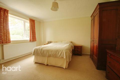 11 Bishop Laney Drive, Ely, CB6 1BZ
