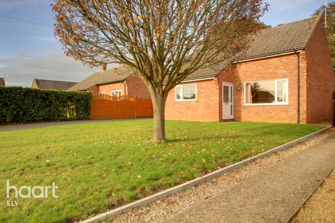 11 Bishop Laney Drive, Ely, CB6 1BZ