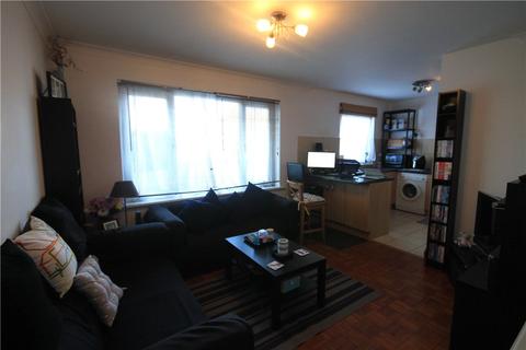 1 bedroom apartment for sale - Gresham Road, Staines-upon-Thames, Surrey, TW18
