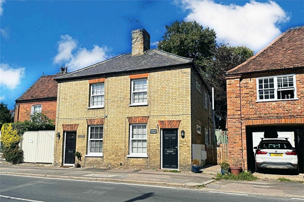 High Street, Hatfield Broad Oak... 2 bed cottage £300,000