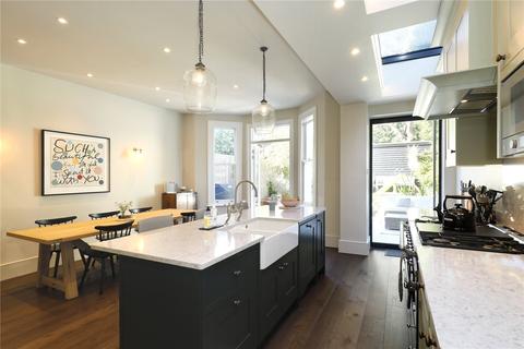 6 Bernard Gardens, London, SW19 7BE