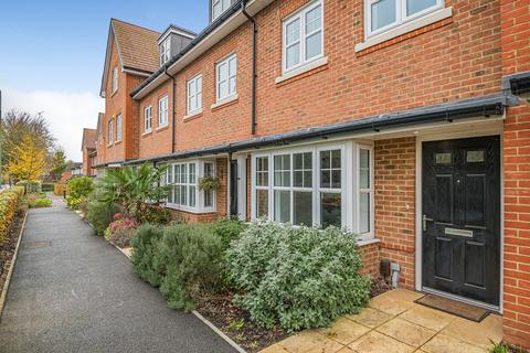 8 Barming Walk, Barming, Maidstone, ME16 9AH